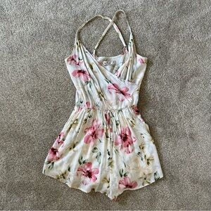 ❌SOLD❌ Floral Romper with Adjustable Straps